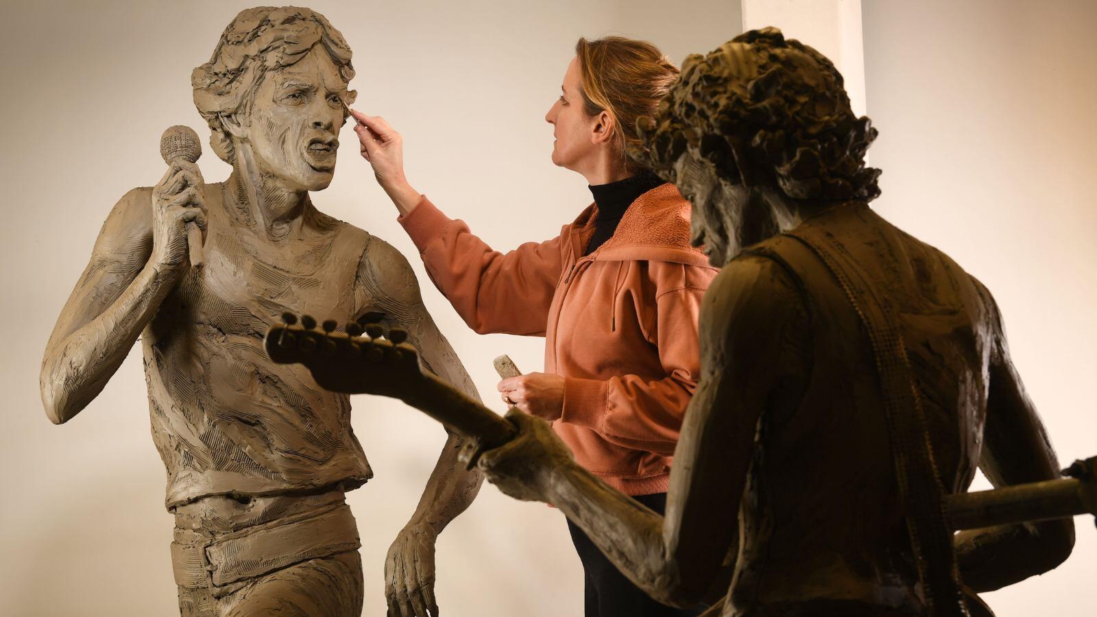 Rolling-Stones-statue Dartford