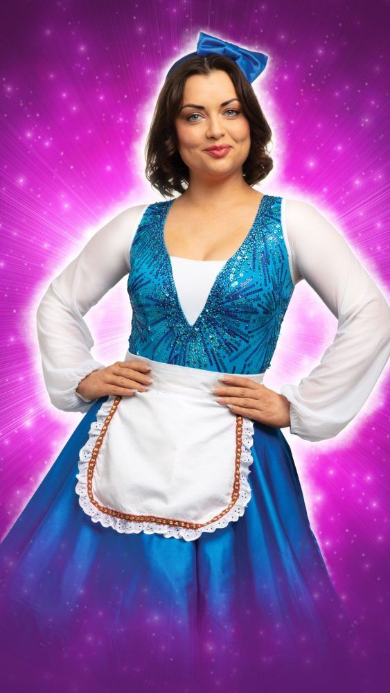 SOAP STAR SHONA McGARTY LEADS THE CAST OF ORCHARD THEATRE PANTO